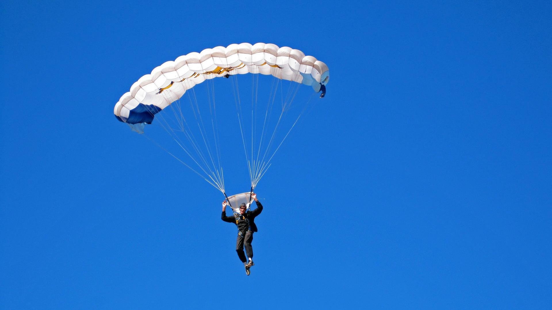 开yun体育-LOL英雄操作教学分享，lol英雄操作教学分享大全