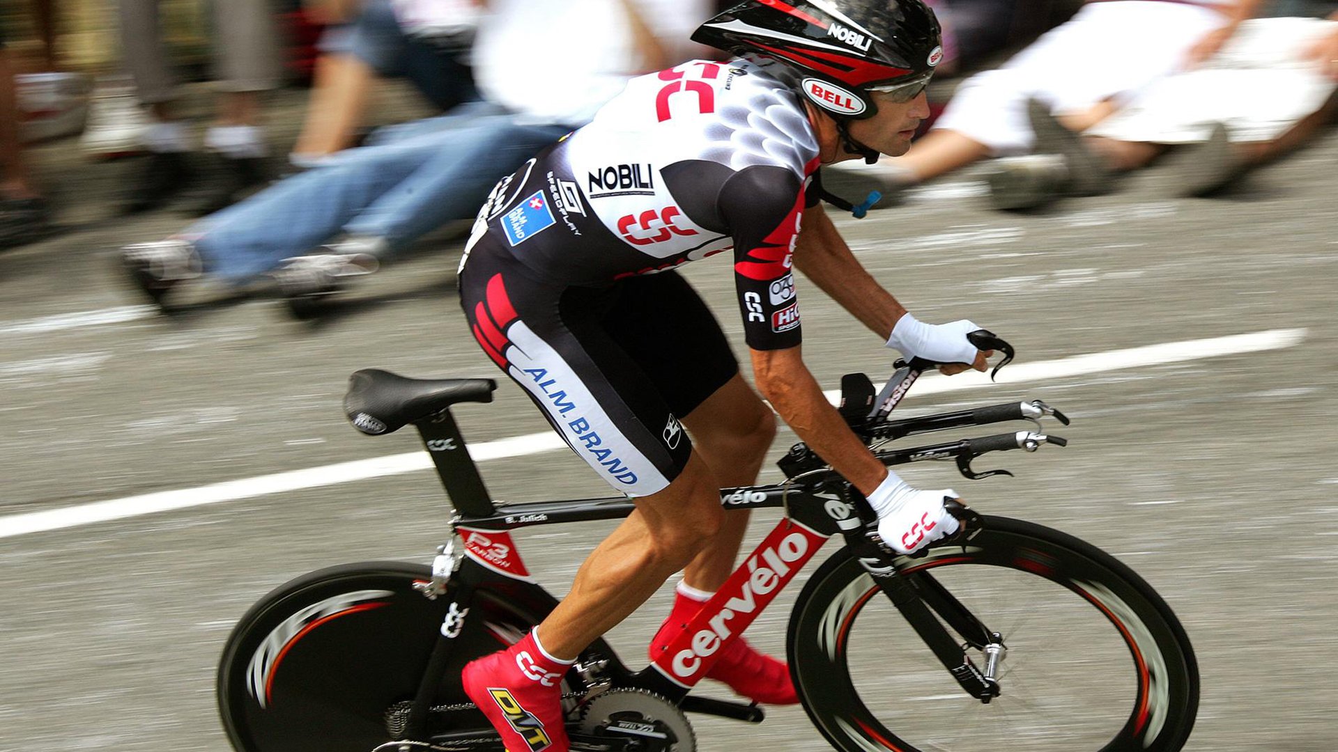 巴萨防线继续失误，3-3战平布鲁日，无法锁定晋级席位，巴萨联赛不败